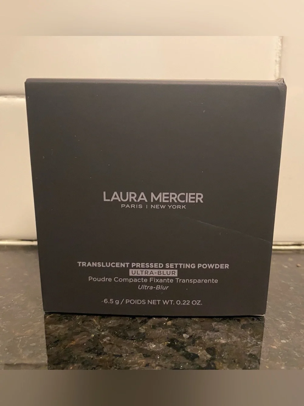 Laura Mercier - Translucent Pressed Setting Powder [Ultra-Blur] Size:6.5g (NEW)
